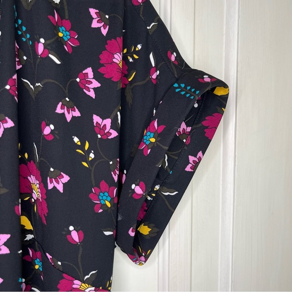 Talbots Womens Short Sleeve Blouse Top Shirt Split V-Neck Floral Multicolor L - Picture 3 of 6